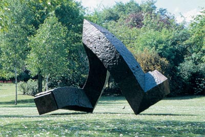 Charles Hadcock, Accord, 2003, cast iron © the artist