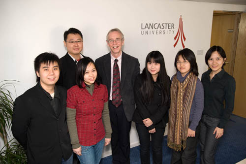 Sunway students with Deputy Vice-Chancellor Professor Bob McKinlay