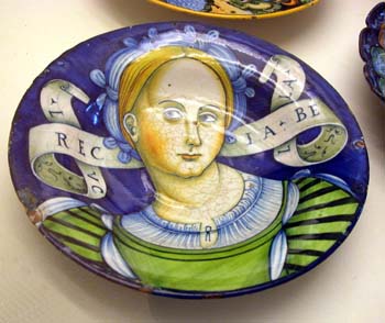 Faenza portrait plate, 'Lucrecia Bella', Italian Maiolica ceramics